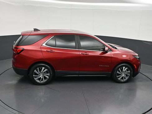 Used 2024 Chevrolet Equinox LT FWD image 24