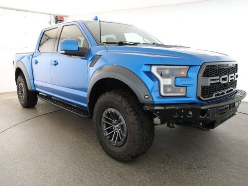 Used 2019 Ford F150 Raptor w/ Equipment Group 802A Luxury image 3