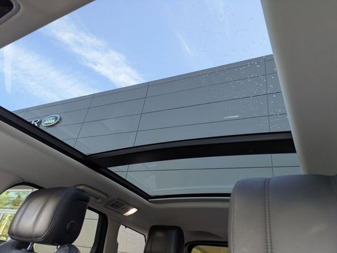 Used 2022 Land Rover Range Rover Sport HSE Silver Edition image 25