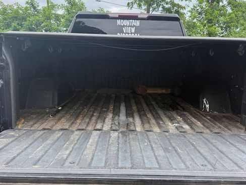 Used 2021 Chevrolet Silverado 1500 LT w/ Bed Protection Package AWD/4WD image 15