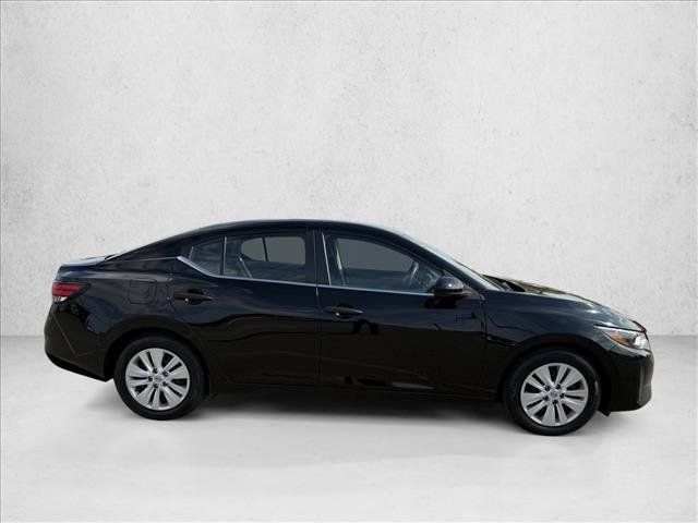 Used 2025 Nissan Sentra S FWD image 4