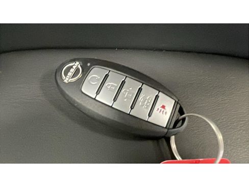 Used 2024 Nissan Altima 2.5 SV FWD image 27