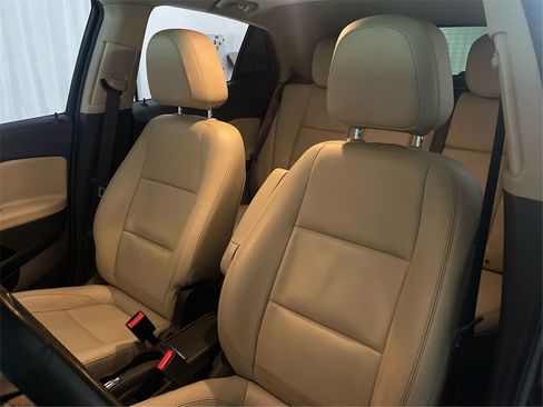 Used 2018 Buick Encore Premium w/ LPO, Road Trip Package image 31