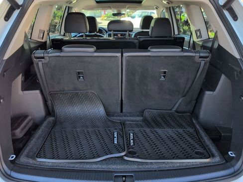 Used 2020 Volkswagen Atlas SE w/ Panoramic Sunroof Package image 26