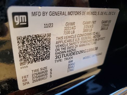 Used 2024 GMC Sierra 1500 SLT w/ SLT Premium Plus Package image 41