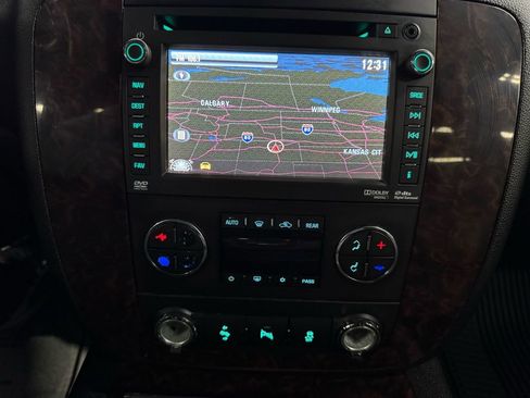 Used 2014 GMC Yukon Denali image 33