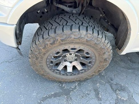 Used 2019 Ford F150 Platinum AWD/4WD image 16