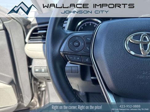 Used 2020 Toyota Camry SE FWD image 26