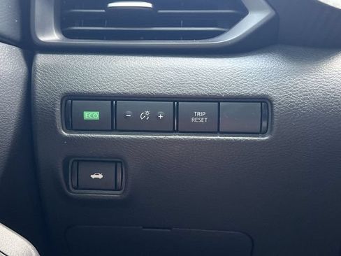 Used 2023 Nissan Sentra S FWD image 27