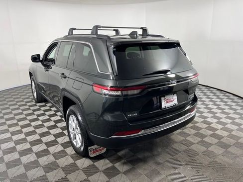 Used 2023 Jeep Grand Cherokee Limited image 5