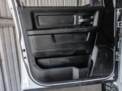 Used 2024 RAM 3500 Tradesman w/ Chrome Appearance Group image 44