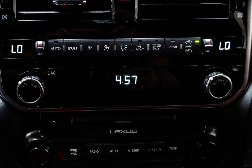 Used 2023 Lexus GX 460 Premium w/ Premium Package AWD/4WD image 25