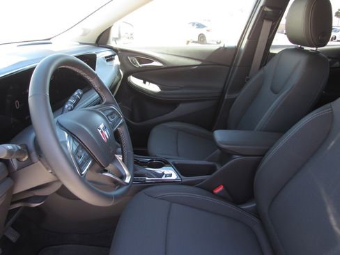 Used 2026 Buick Encore GX Preferred w/ Comfort Package AWD/4WD image 14