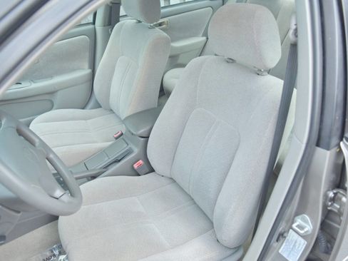 Used 2001 Toyota Camry XLE image 15