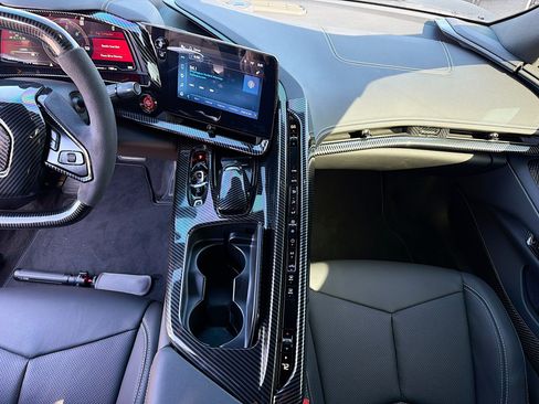 Used 2025 Chevrolet Corvette E-Ray w/ Battery Protection Package image 18