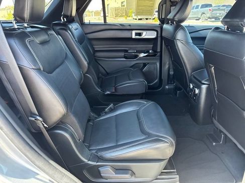 Used 2023 Ford Explorer ST w/ Equipment Group 401A AWD/4WD image 16
