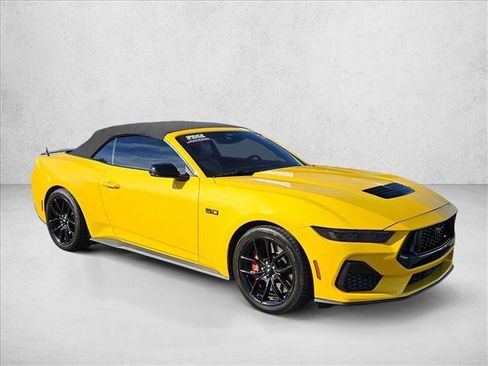 Used 2024 Ford Mustang GT Premium image 3