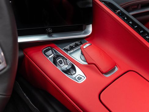 Used 2023 Chevrolet Corvette Z06 RWD image 20