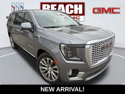 Used 2022 GMC Yukon XL Denali w/ Denali Premium Package