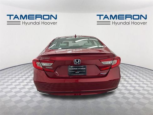 Used 2021 Honda Accord Hybrid image 4