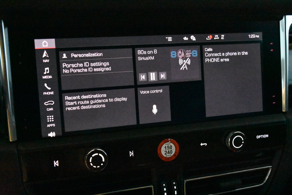 Certified 2026 Porsche Macan AWD/4WD image 13