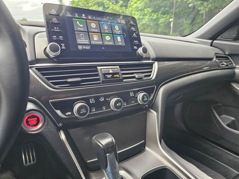Used 2019 Honda Accord Sport image 27