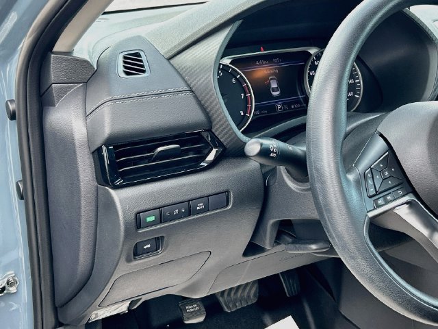 Certified 2024 Nissan Sentra SV FWD image 7