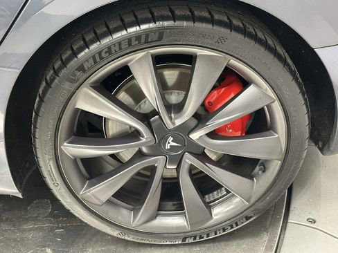 Used 2020 Tesla Model 3 Performance image 22