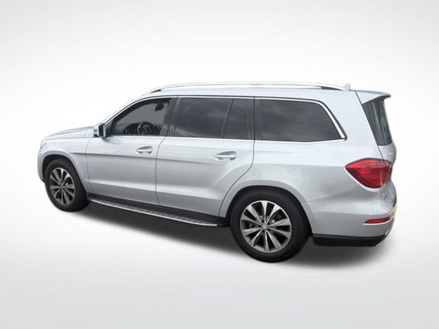 Used 2015 Mercedes-Benz GL 450 4MATIC image 23