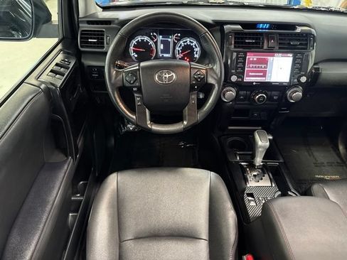 Used 2020 Toyota 4Runner TRD Off-Road Premium w/ Moonroof Package AWD/4WD image 6