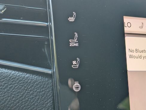 Used 2024 Jeep Wagoneer 4WD w/ Premium Group I image 37