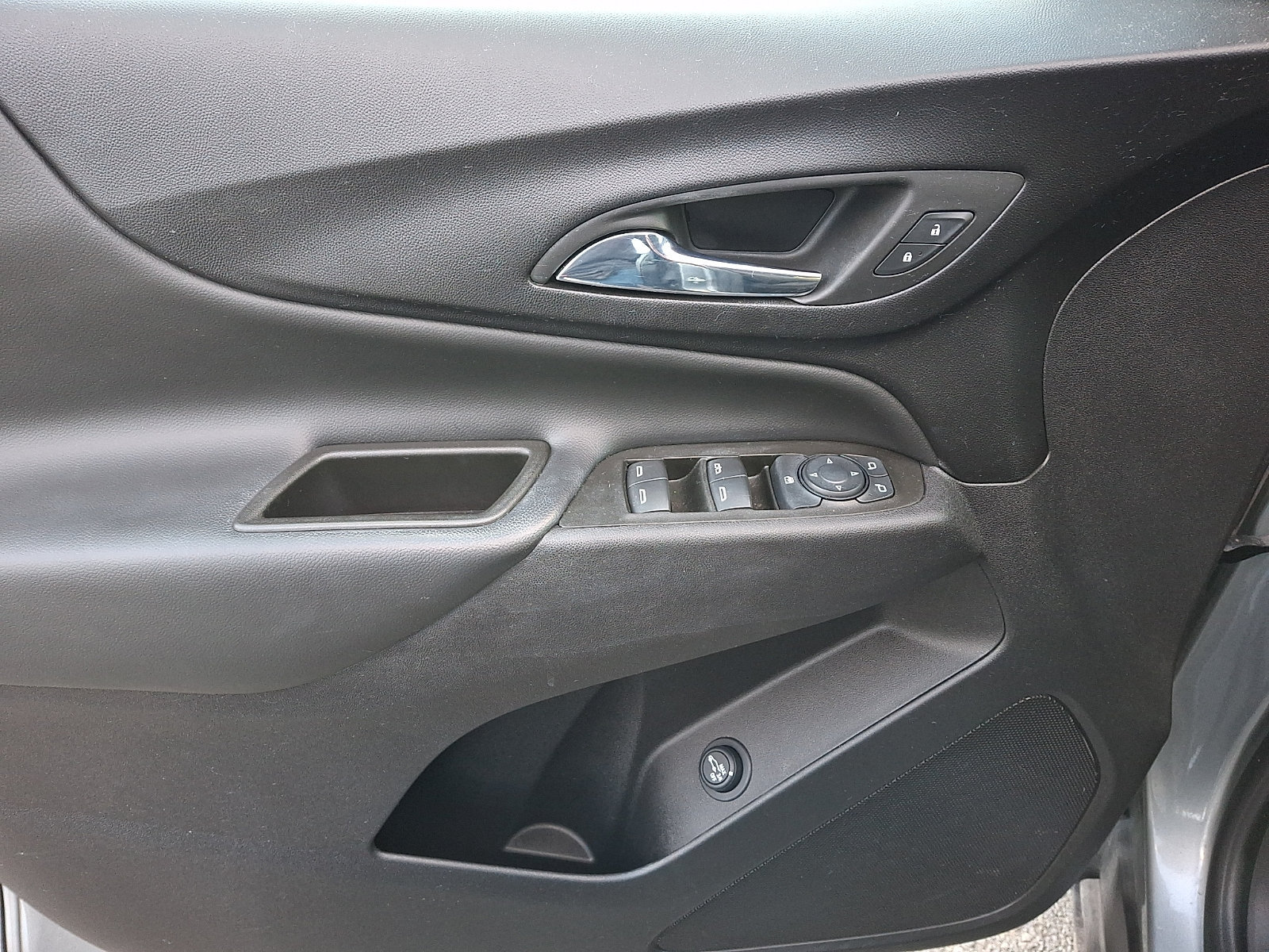 Used 2024 Chevrolet Equinox LT AWD/4WD image 12