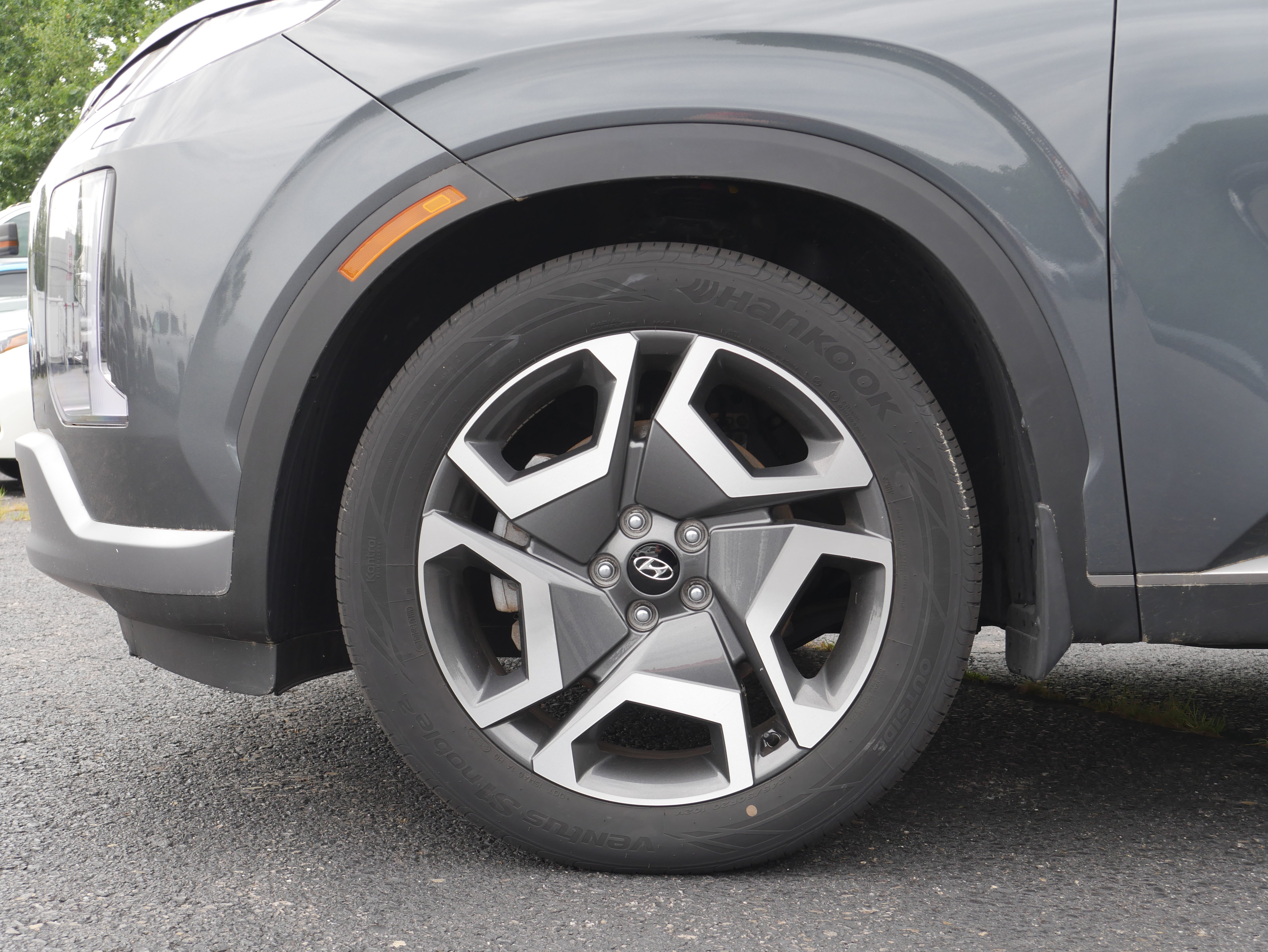 Used 2024 Hyundai Palisade Limited AWD/4WD image 13