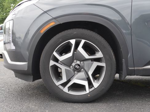 Used 2024 Hyundai Palisade Limited AWD/4WD image 13