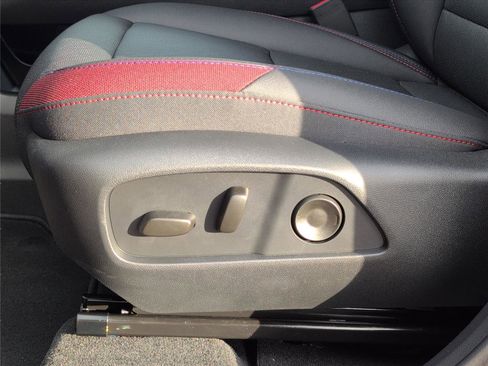 New 2026 Chevrolet Equinox RS image 33