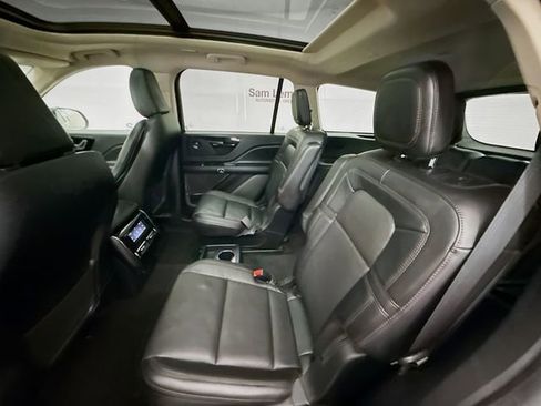 Used 2023 Lincoln Aviator Reserve w/ Equipment Group 201A image 26