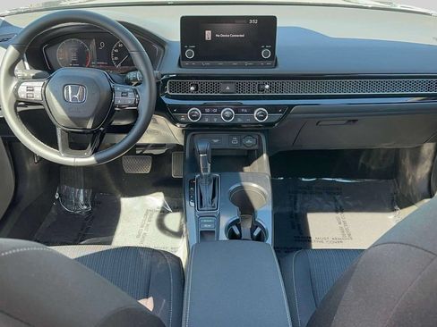 Used 2023 Honda Civic EX image 10