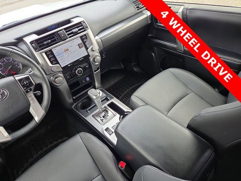 Used 2024 Toyota 4Runner TRD Sport w/ Technology Package image 12