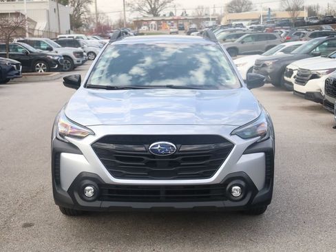 Certified 2025 Subaru Outback Onyx Edition image 3