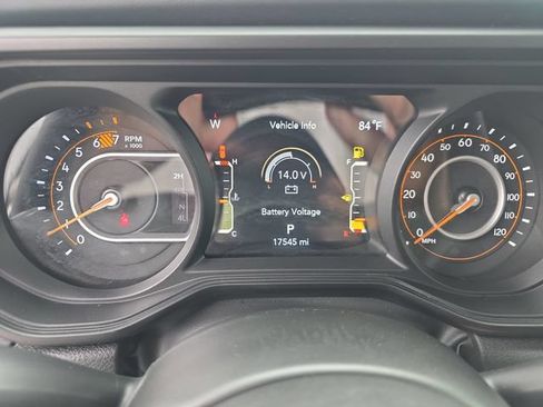 Used 2025 Jeep Wrangler Unlimited Rubicon w/ Safety Group AWD/4WD image 19