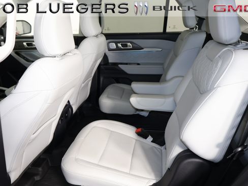Used 2025 Ford Explorer Platinum w/ Ultimate Package AWD/4WD image 11
