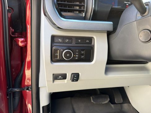 Used 2024 Ford F250 Limited w/ FX4 Off-Road Package AWD/4WD image 20