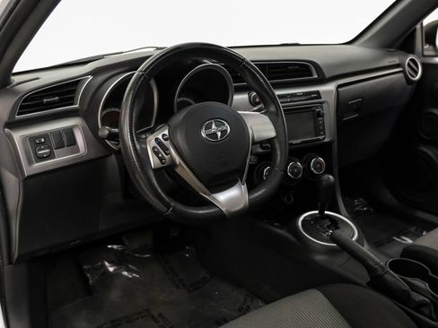 Used 2014 Scion tC FWD image 2