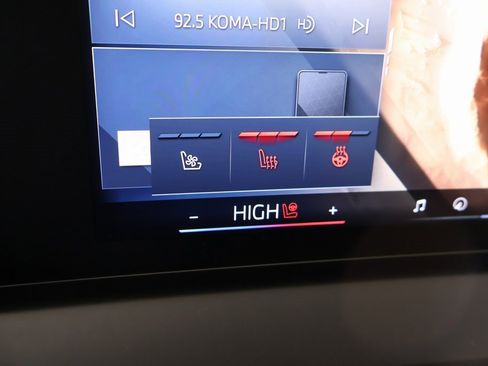 New 2026 BMW X3 xDrive30 w/ Premium Package image 7