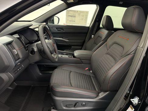 New 2026 Nissan Pathfinder Rock Creek w/ Rock Creek Premium Package AWD/4WD image 14