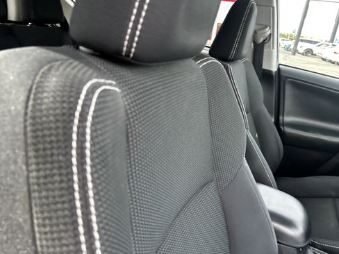 Used 2018 Toyota RAV4 XLE w/ Plus Extra Value Package AWD/4WD image 13