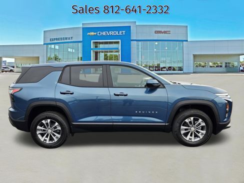 New 2026 Chevrolet Equinox LT w/ Safety and Technology Package FWD image 5