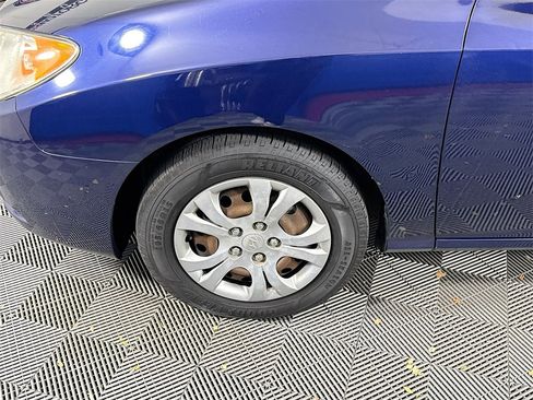 Used 2009 Hyundai Elantra GLS image 25
