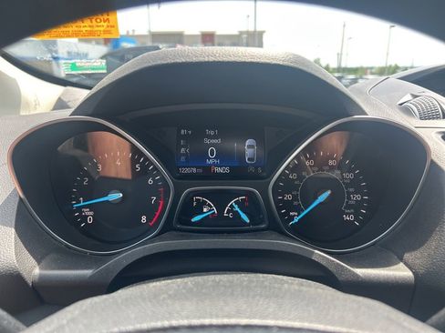 Used 2018 Ford Escape SE FWD image 22