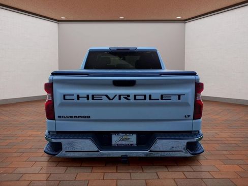 Used 2022 Chevrolet Silverado 1500 LT AWD/4WD image 6